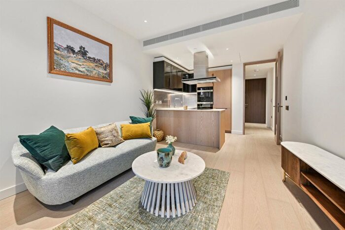1 Bedroom Flat To Rent In Nine Elms Lane, London, SW8