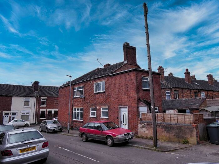 1 Bedroom Flat To Rent In Flat A, Maud Street, Stoke-On-Trent, ST4