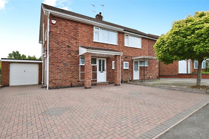 3 Bedroom Semi Detached House For Sale In Rosemead Drive, Oadby, Leicester, Leicestershire, LE2