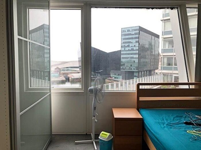 1 Bedroom Flat To Rent In Strand Street, Liverpool, L1