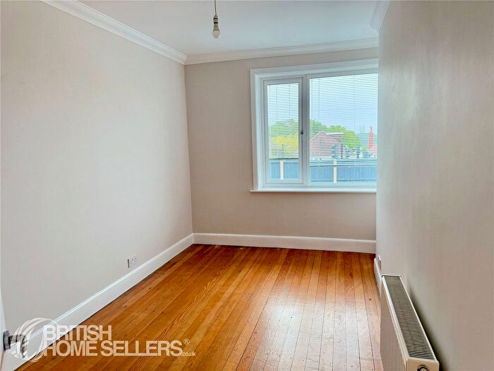4 Bedroom Bungalow For Sale In Alder Road, Poole, Dorset, BH12
