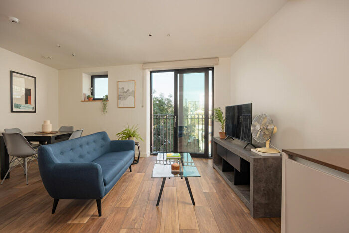 1 Bedroom Apartment To Rent In Dressage Court, Three Colts Lane, Tower Hamlets, London, E2