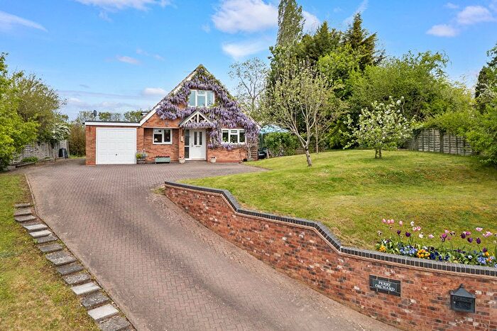 4 Bedroom Detached House For Sale In Perry Orchard, Old Hill, Flyford Flavell, Worcestershire., WR7