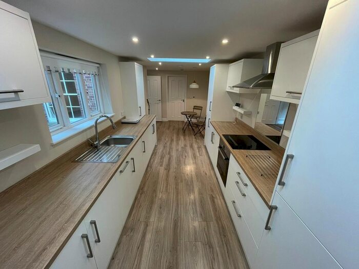 2 Bedroom Property To Rent In South Quay, Great Yarmouth NR30