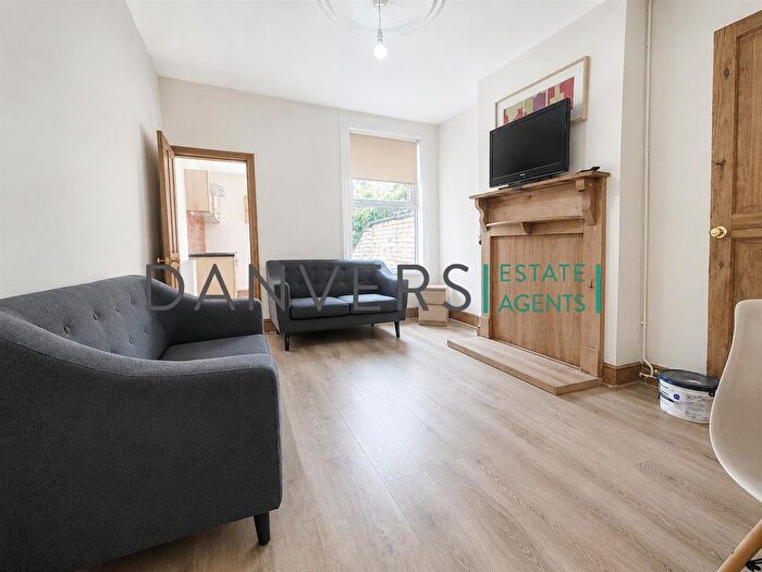 2 Bedroom Terraced House To Rent In Wilberforce Road, Leicester, LE3