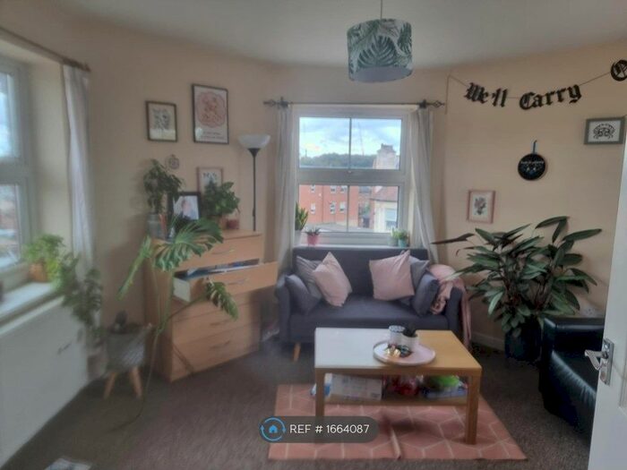 2 Bedroom Flat To Rent In Northam Road, Southampton, SO14