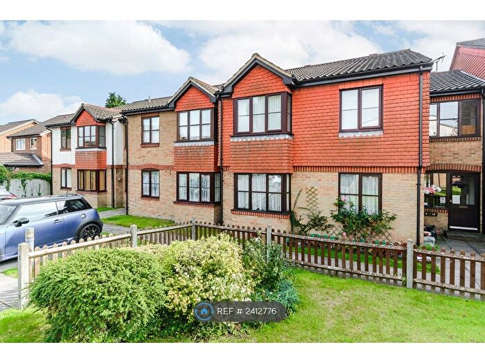 1 Bedroom Flat To Rent In The Meadows Chester Road, Ash, Aldershot, GU12