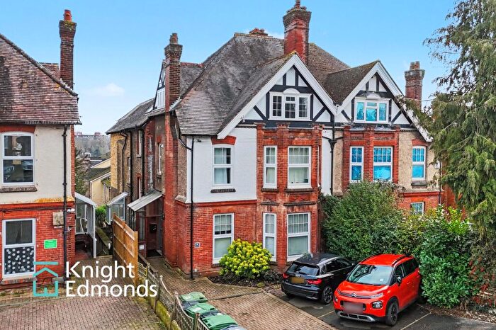 2 Bedroom Apartment To Rent In Buckland Road, Maidstone, ME16