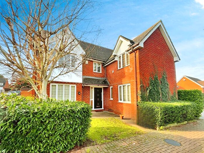 5 Bedroom Detached House To Rent In Hertsfield Avenue, Rochester, Kent, ME2