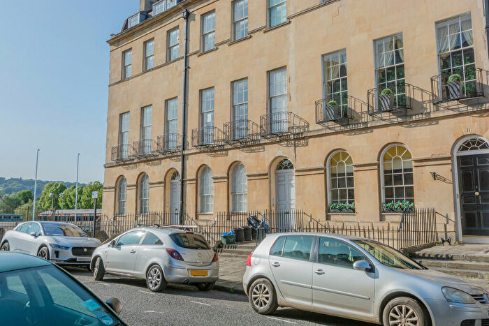 1 Bedroom Flat To Rent In Johnstone Street, Bath, BA2