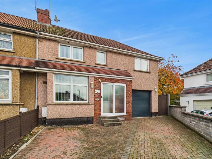 1 Bedroom House To Rent In Siston Park, Kingswood, Bristol, BS15