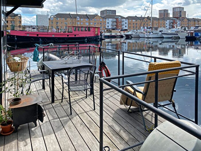3 Bedroom Houseboat For Sale In Rope Street, London, SE16