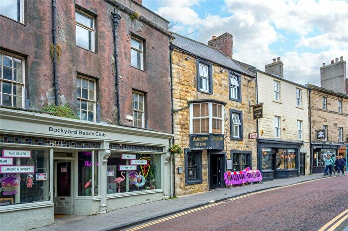 2 Bedroom Terraced House For Sale In Narrowgate, Alnwick, Northumberland, NE66