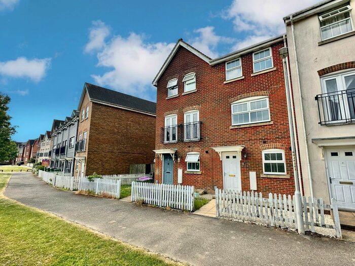 3 Bedroom Terraced House To Rent In Atkinson Road, Hawkinge, CT18