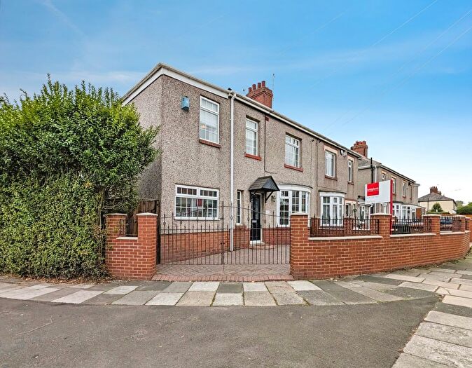 3 Bedroom Semi-Detached House For Sale In Fossway, Newcastle Upon Tyne, Tyne And Wear, NE6