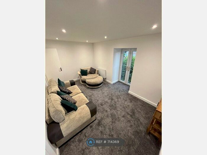 1 Bedroom Flat To Rent In Shakespeare Road, Bedford, MK40