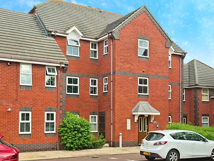 1 Bedroom Flat For Sale In Nightwood Copse, Peatmoor, Swindon, SN5