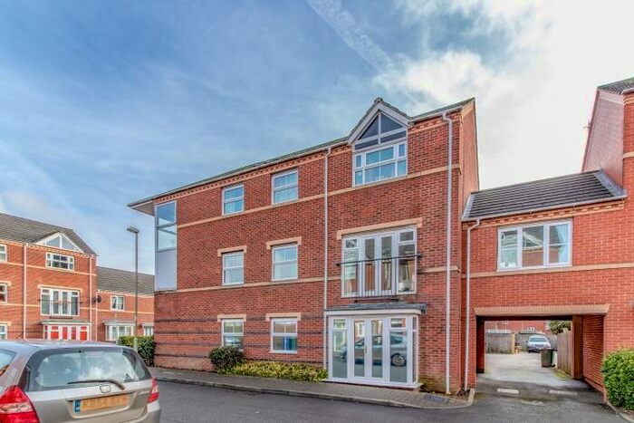 2 Bedroom Apartment To Rent In Padbury Drive, Banbury, OX16