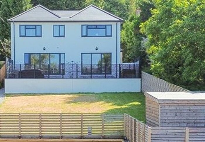 5 Bedroom Detached House For Sale In Caerleon Road, Llanfrechfa, NP44