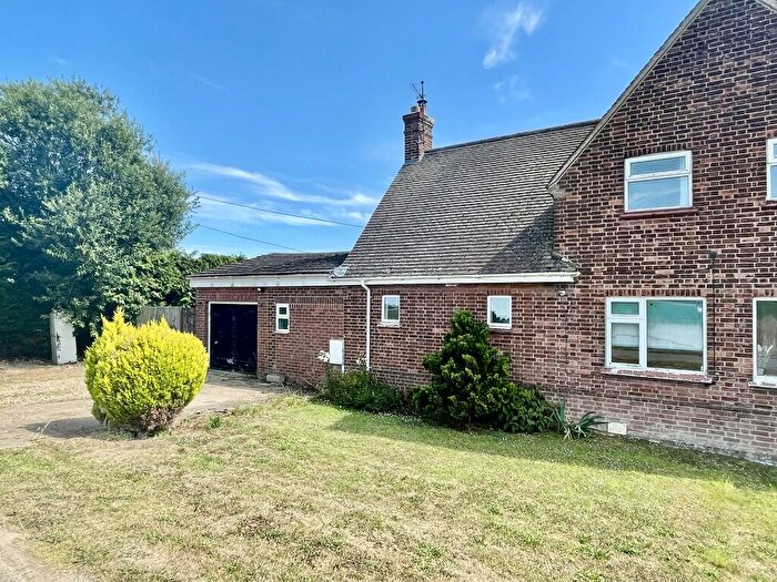 3 Bedroom Semi-Detached House For Sale In North Drove, Lutton, PE12