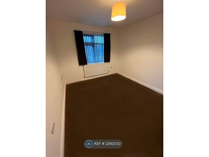 1 Bedroom Flat To Rent In Hale Grove Gardens, London, NW7
