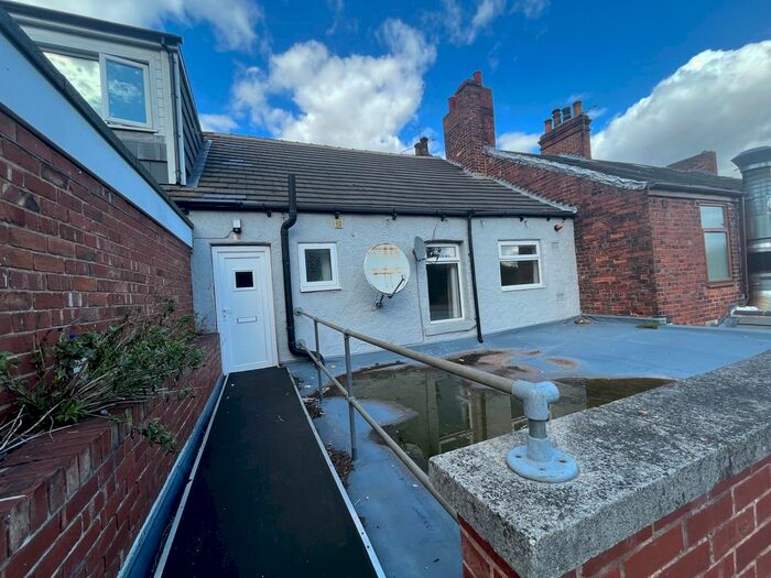 2 Bedroom Flat To Rent In Wales Road, Kiveton Park, Sheffield, S26