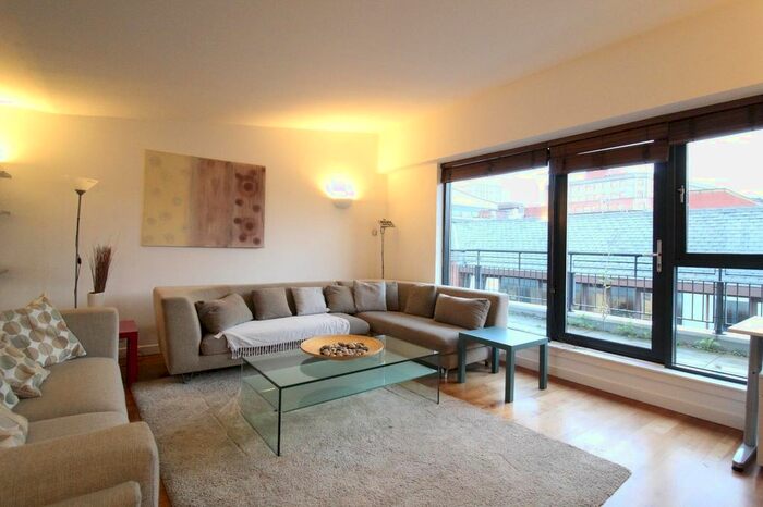 2 Bedroom Flat To Rent In Park Row, Leeds, West Yorkshire, Uk, LS1