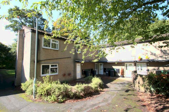 1 Bedroom Flat To Rent In Holtdale Close, Leeds, LS16