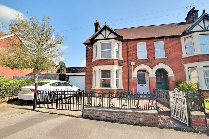3 Bedroom Semi-Detached House To Rent In High Street, Great Dunmow, CM6