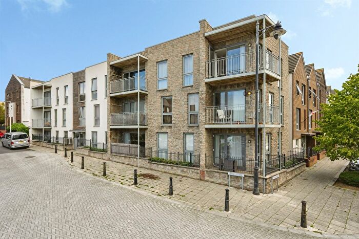 2 Bedroom Flat For Sale In Mill Street, Plymouth, PL1