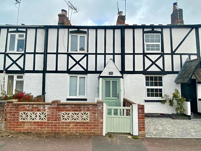 2 Bedroom End Of Terrace House To Rent In Coxstall, Royal Wootton Bassett, Wiltshire, SN4