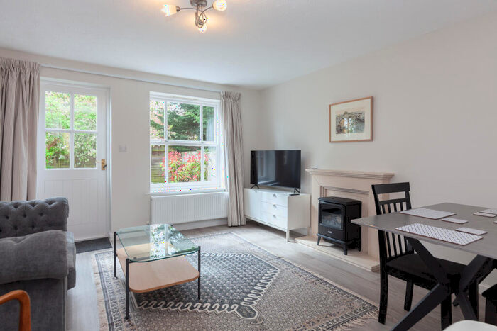 2 Bedroom End Of Terrace House To Rent In Church Lane, Old Marston, OX3