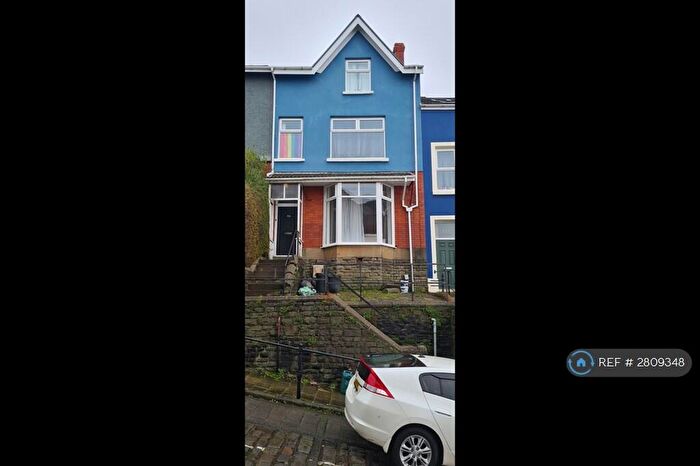 7 Bedroom Terraced House To Rent In Constitution Hill, Swansea, SA1