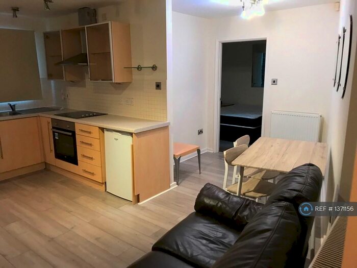 1 Bedroom Flat To Rent In Friars Road, Coventry, CV1