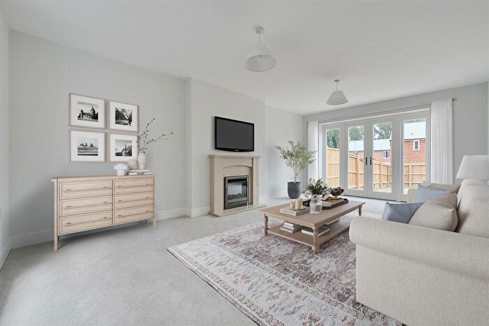 4 Bedroom Detached House For Sale In Grace Green, Chesil Reach, Chickerell, DT3