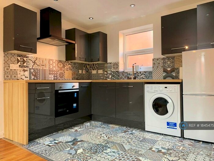 2 Bedroom Penthouse To Rent In Bedford Street South, Leicester, LE1