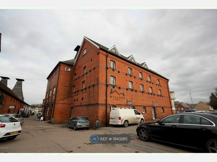 1 Bedroom Flat To Rent In Southmill Road, Bishop's Stortford, CM23