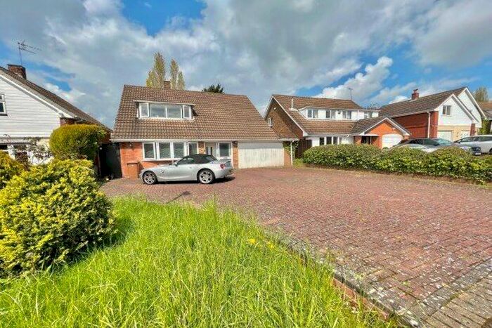 3 Bedroom Detached House To Rent In Gloucester Road, Walsall, WS5