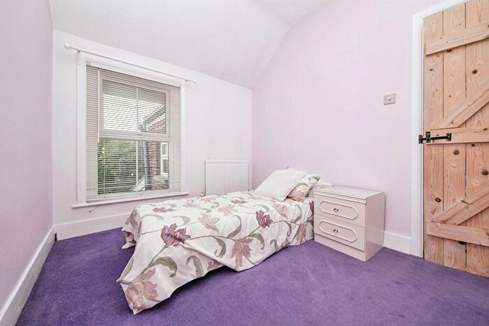 2 Bedroom End Of Terrace House For Sale In Clacton Road, Little Oakley, Harwich, CO12