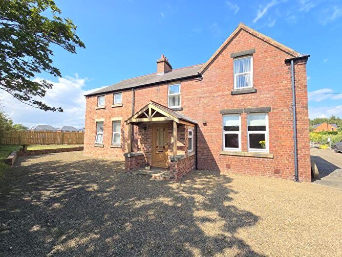 3 Bedroom Farm House For Sale In One Windmill Farm, Choppington, NE62