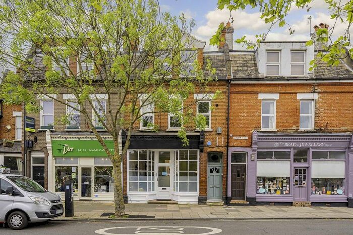 1 Bedroom Flat To Rent In Crown Road, St Margarets, Twickenham, TW1