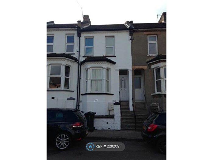 2 Bedroom Terraced House To Rent In Charles Street, Greenhithe, DA9