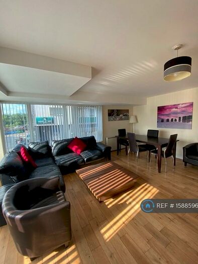 3 Bedroom Flat To Rent In Wallace Street, Glasgow, G5