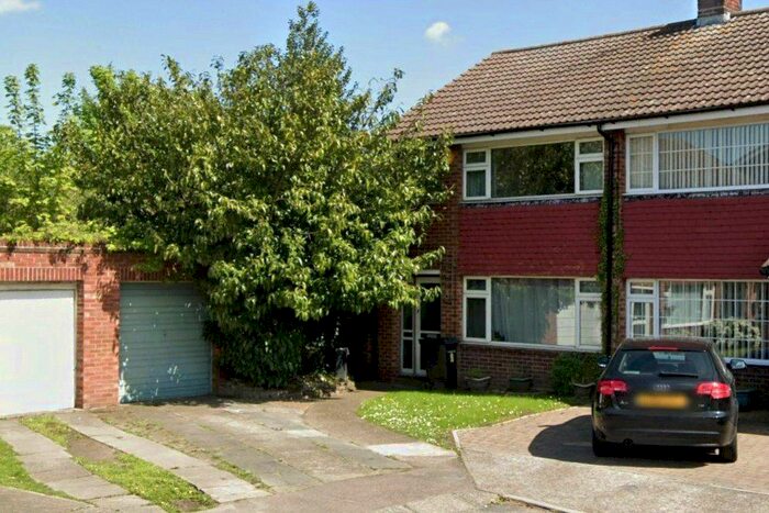 3 Bedroom End Of Terrace House To Rent In Vauxhall Close, Northfleet, Gravesend, Kent, DA11