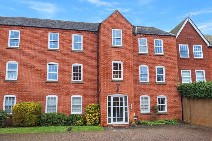 2 Bedroom Flat For Sale In Old Tannery Court, Severnside South, Bewdley, DY12