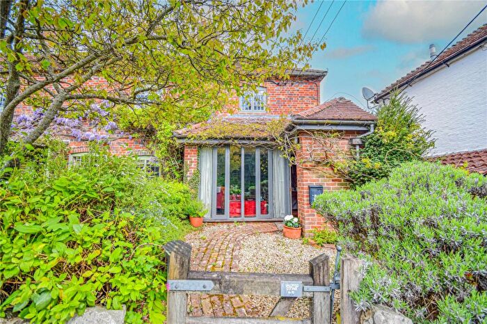 2 Bedroom Cottage For Sale In High Street, Manton, Marlborough, Wiltshire, SN8