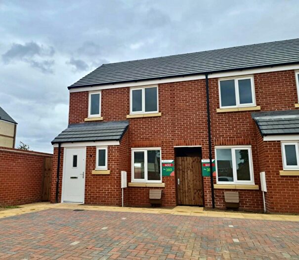 2 Bedroom Semi-Detached House To Rent In , Bader Way, Northampton, Northamptonshire, NN2