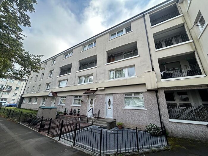 2 Bedroom Maisonette To Rent In Melvaig Place, Maryhill, G20