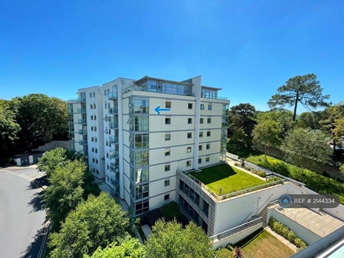2 Bedroom Flat To Rent In The Pinnacle, Bournemouth, BH1