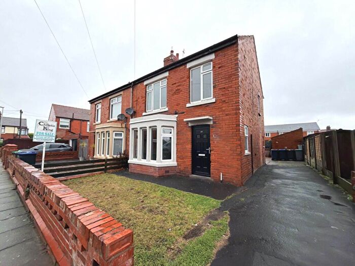 4 Bedroom Semi-Detached House For Sale In Belvere Avenue, Blackpool, FY4